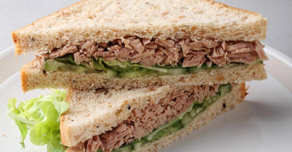 Sandwich tonijn