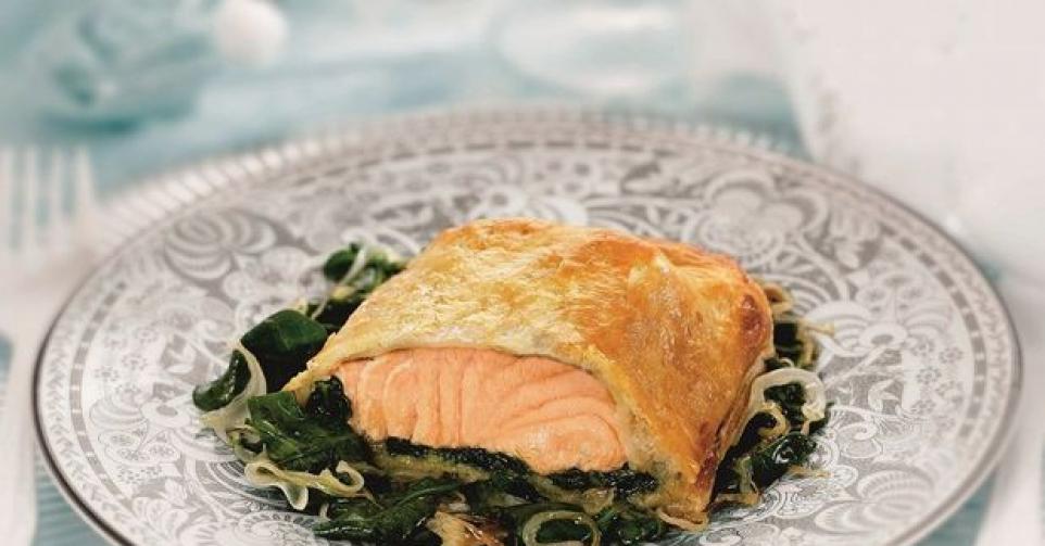 Zalm en spinazie in bladerdeeg