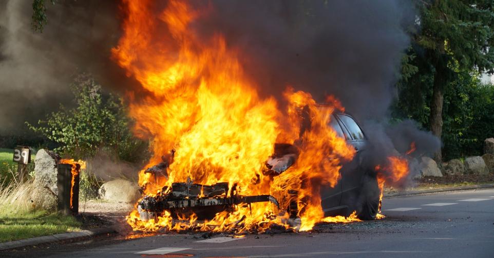 Incendies voitures électriques