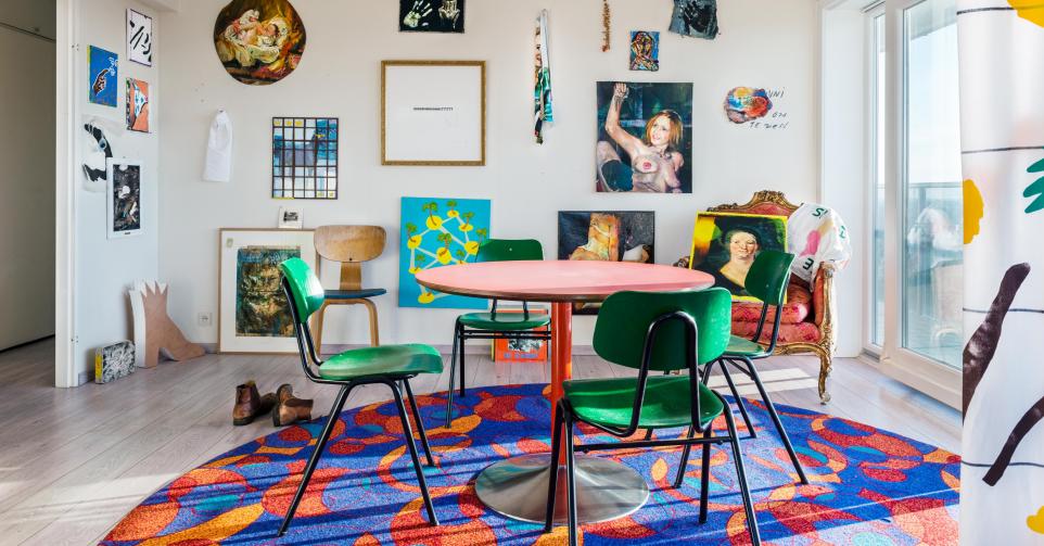 het wonderlijke appartement van een kunstenaarskoppel