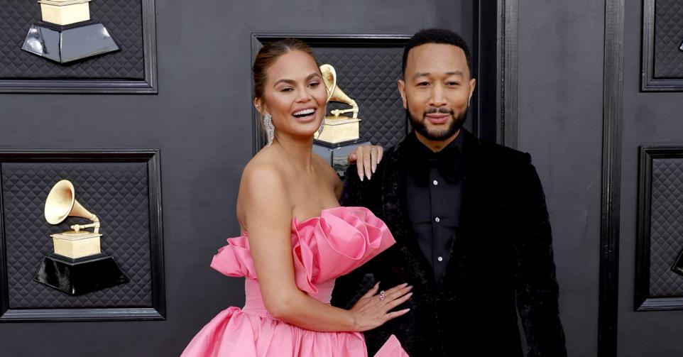 Chrissy Teigen zwanger