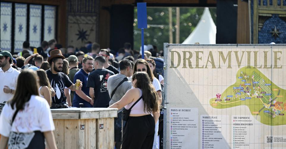 De festivalgangers die intussen al aankwamen, weten nog niet wat ze vrijdag mogen verwachten.