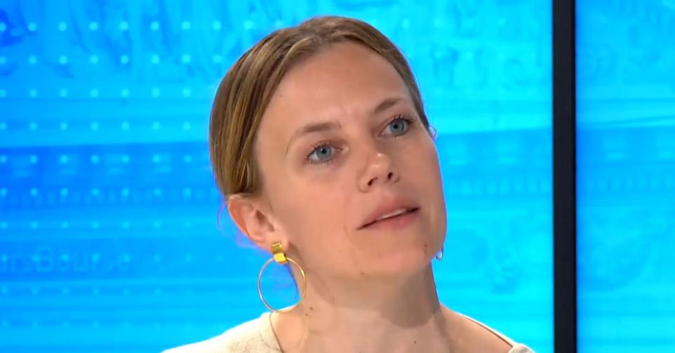 Dorien Emmers in de studio van Trends Z.