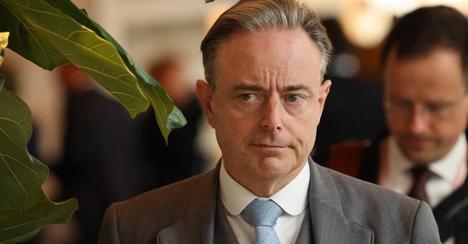 bart de wever paquet suspect