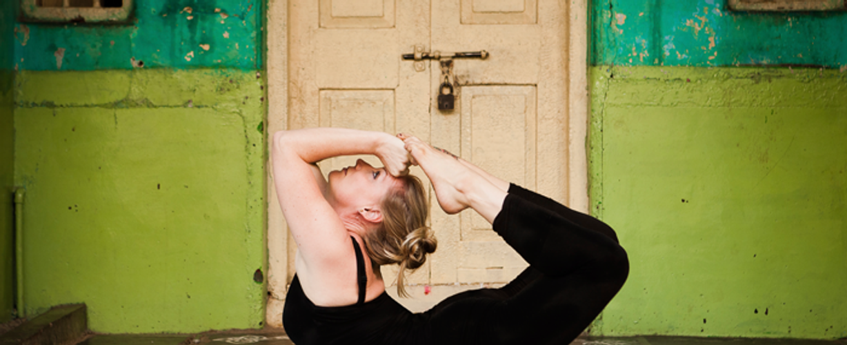 Dhanurasana