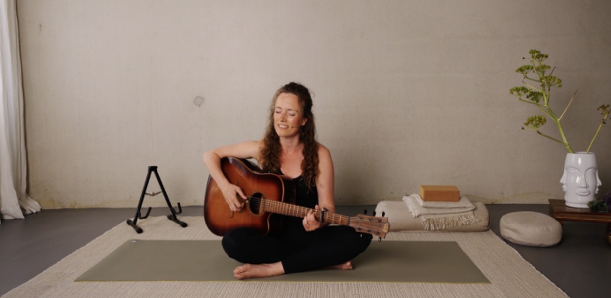 Yin yoga voor loslaten van spanning cover