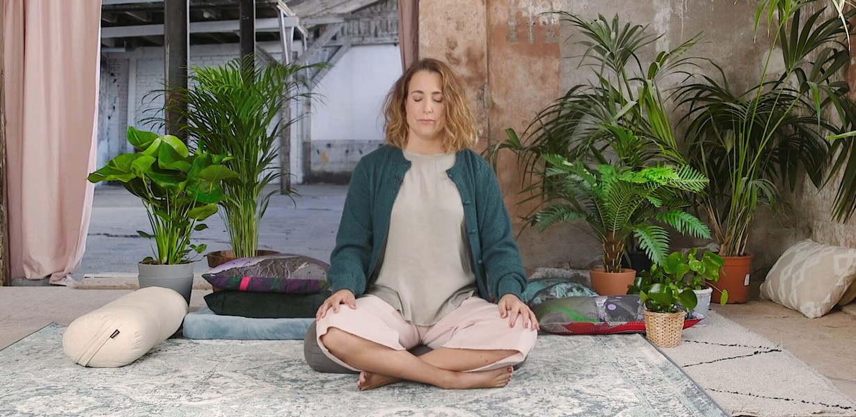 Yoga Nidra - Eliane Bernhard