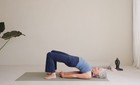 Yoga stretch in de ochtend les