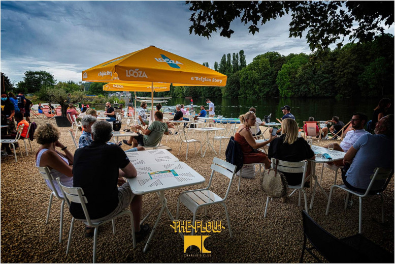 The Flow une plage où faire du paddle ouvre en bord de Meuse à Namur